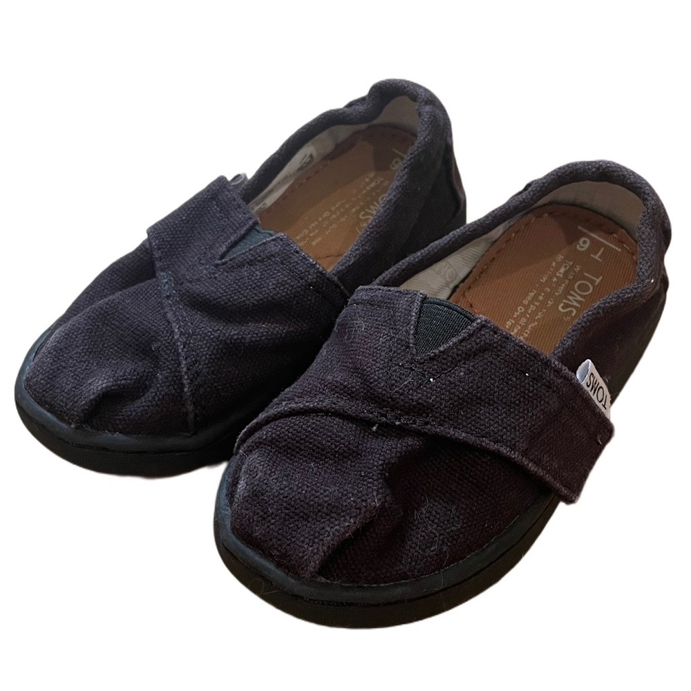 TOMS Toddler Black Classic Size 6 Shoes